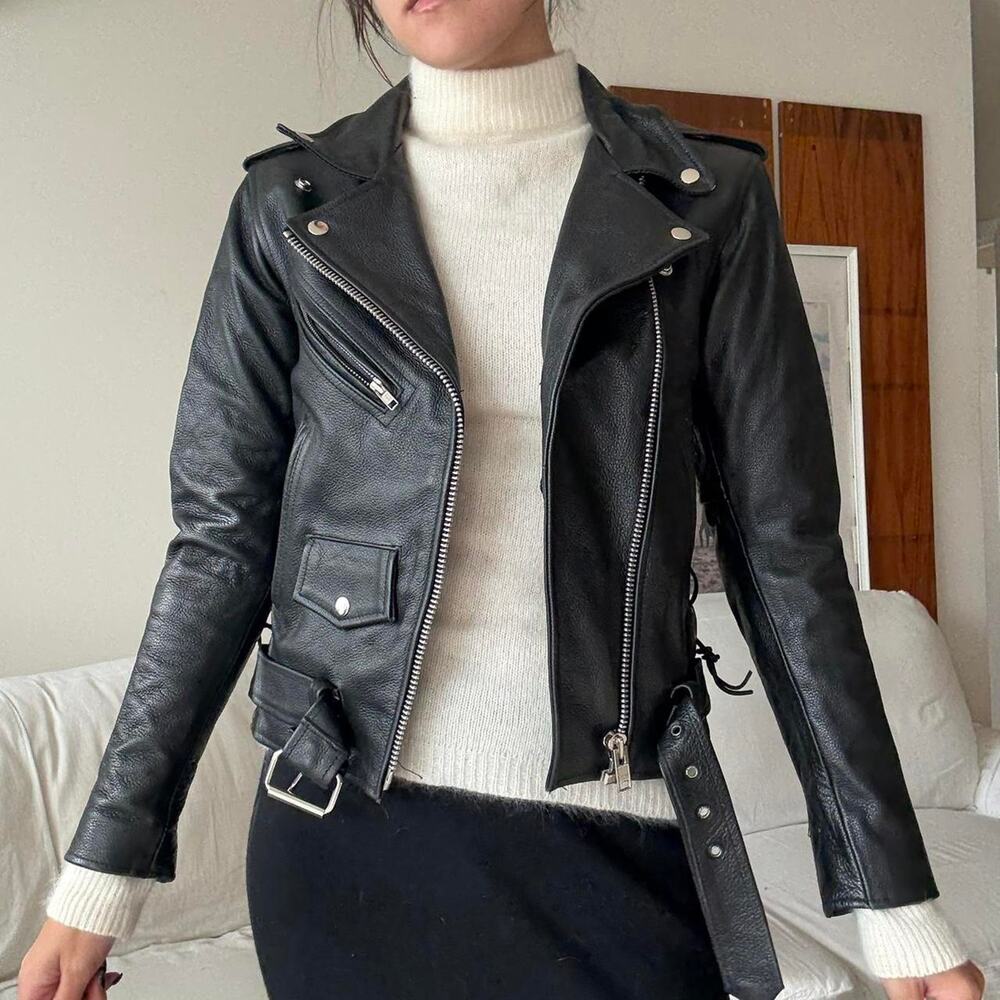 Black leather jacket with silver - Picture 2 of 6